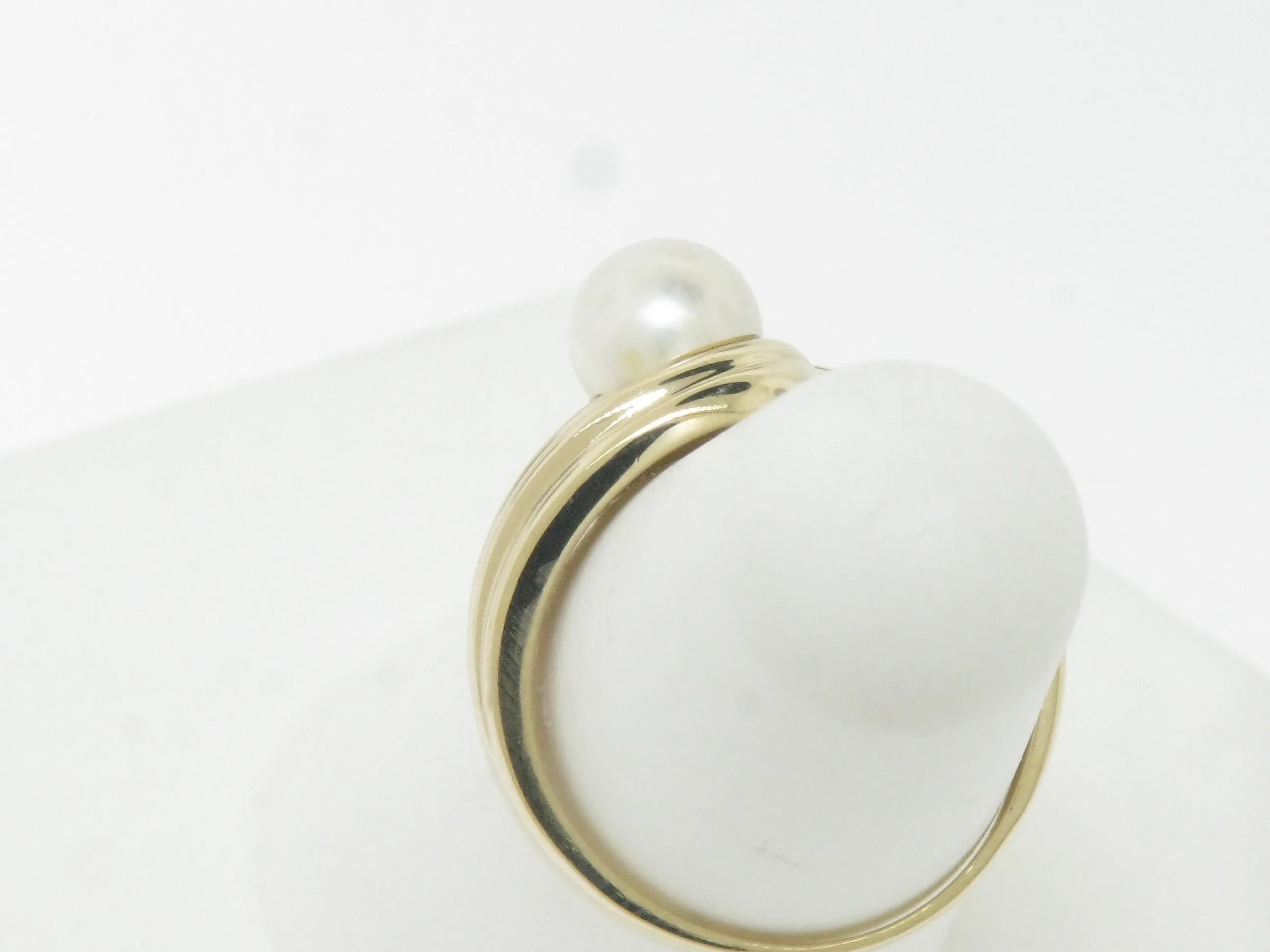 14K Yellow Gold 6mm Akoya Saltwater Pearl Ring Size 6 (Estate Jewelry)