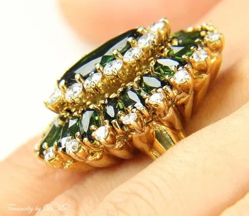 9.73CT HUGE VINTAGE ESTATE RETRO GREEN TOURMALINE DIAMOND CLUSTER BALLERINA RING