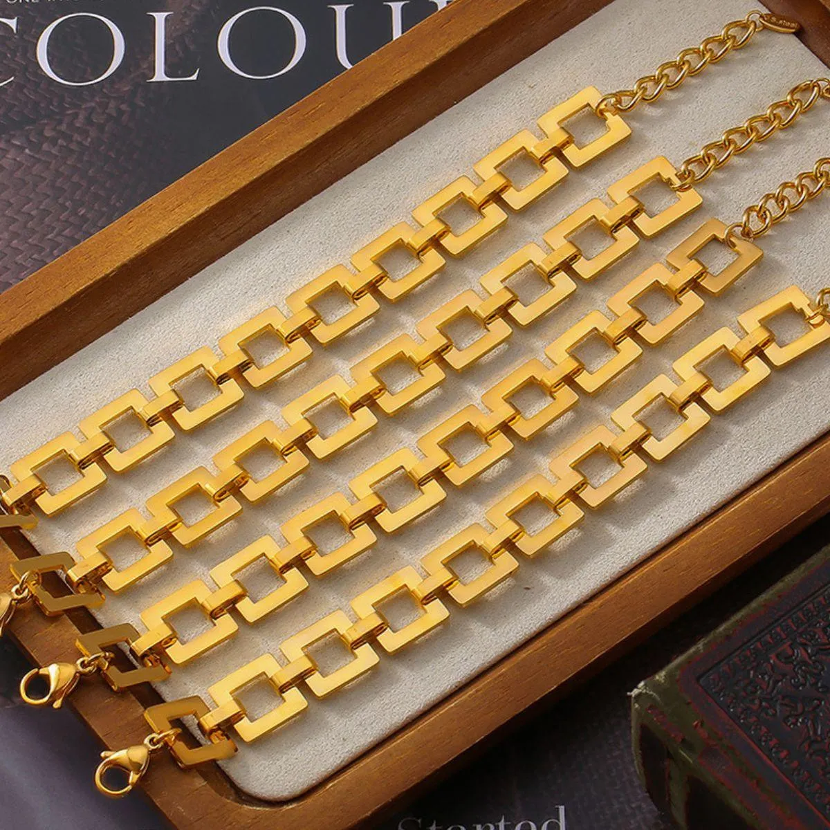 Bracelet 18K gold-plated Titanium Steel Hollow Square Chain