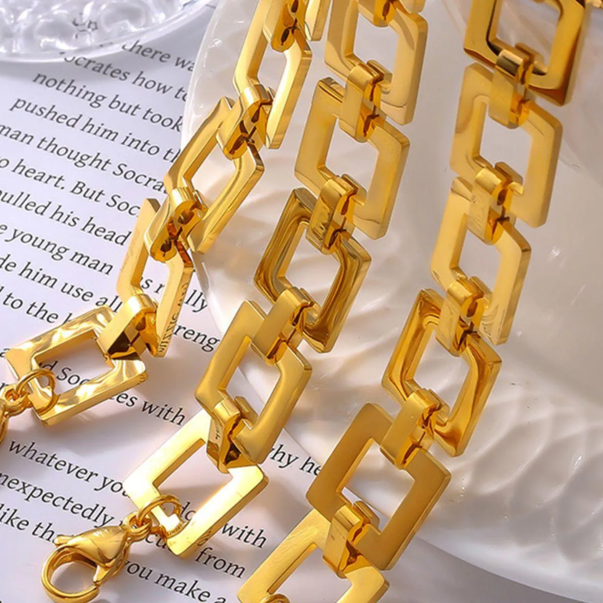 Bracelet 18K gold-plated Titanium Steel Hollow Square Chain