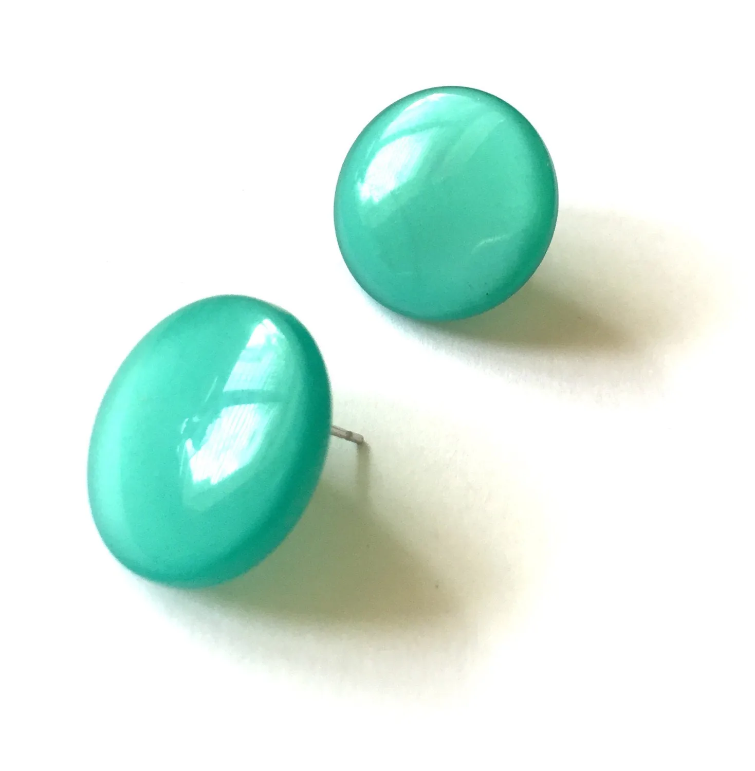 Emerald Green Moonglow Beveled Disc Stud Earrings