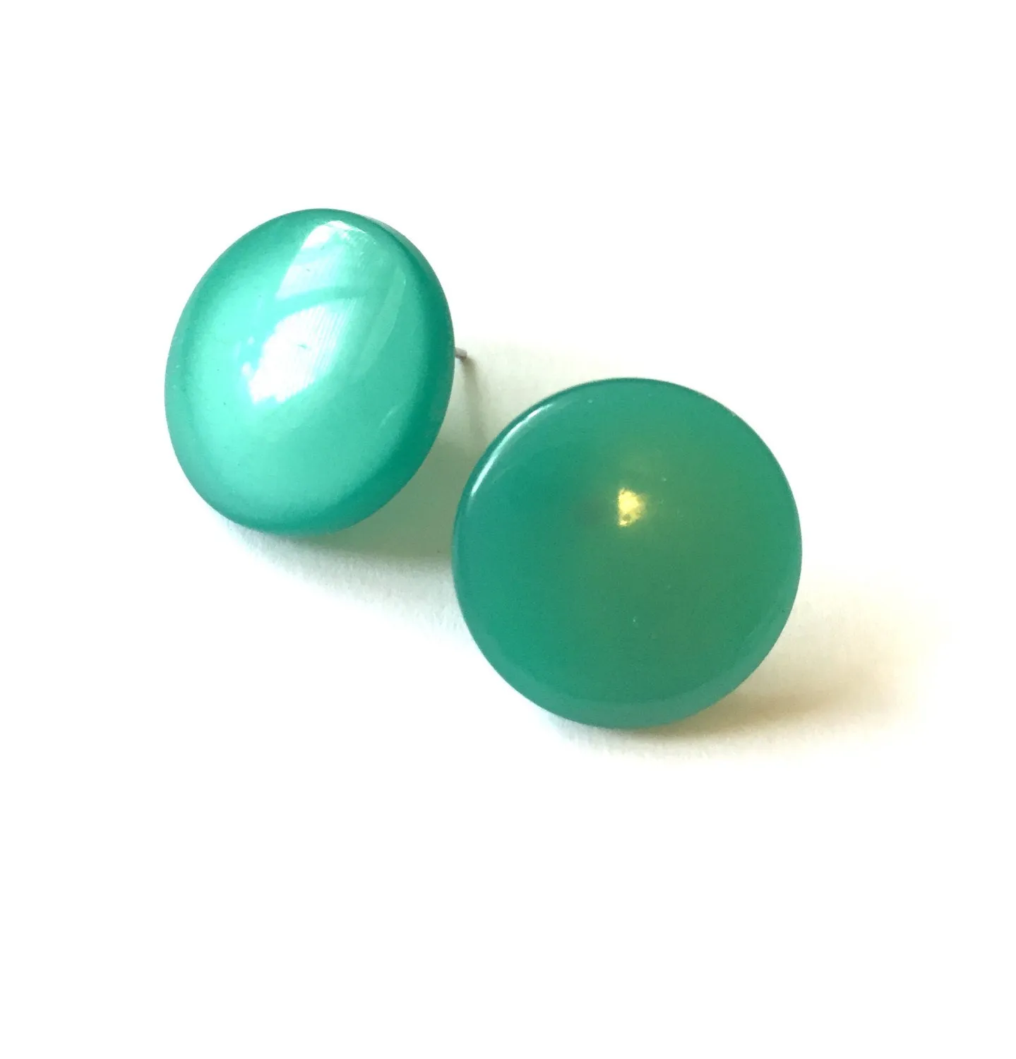 Emerald Green Moonglow Beveled Disc Stud Earrings