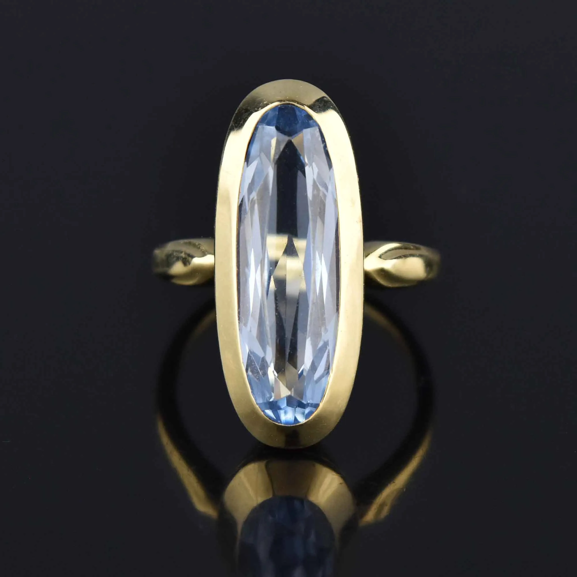 Exceptional 14K Gold Blue Topaz Ring