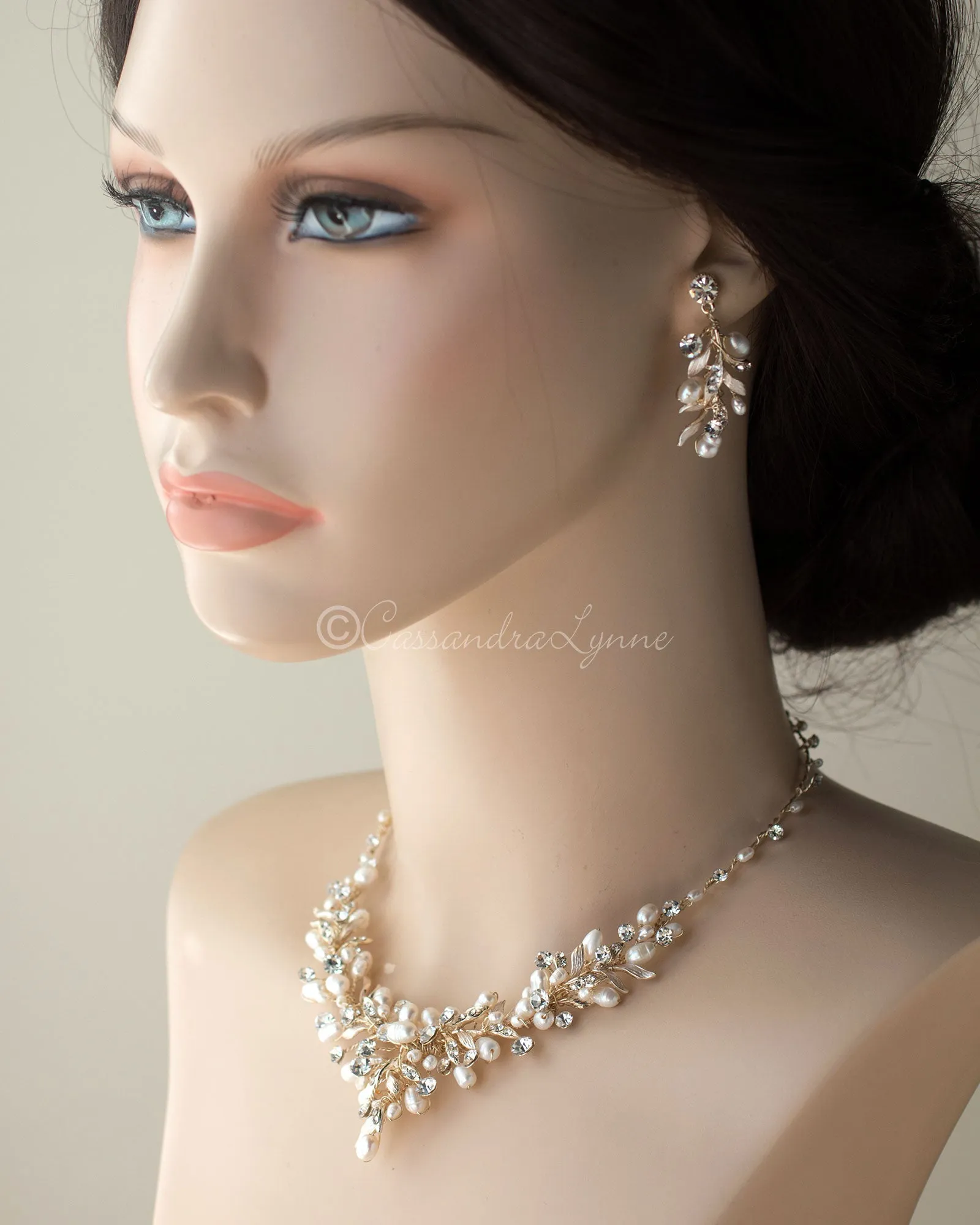 Gold Bridal Necklace Set of Pearls and Crystals