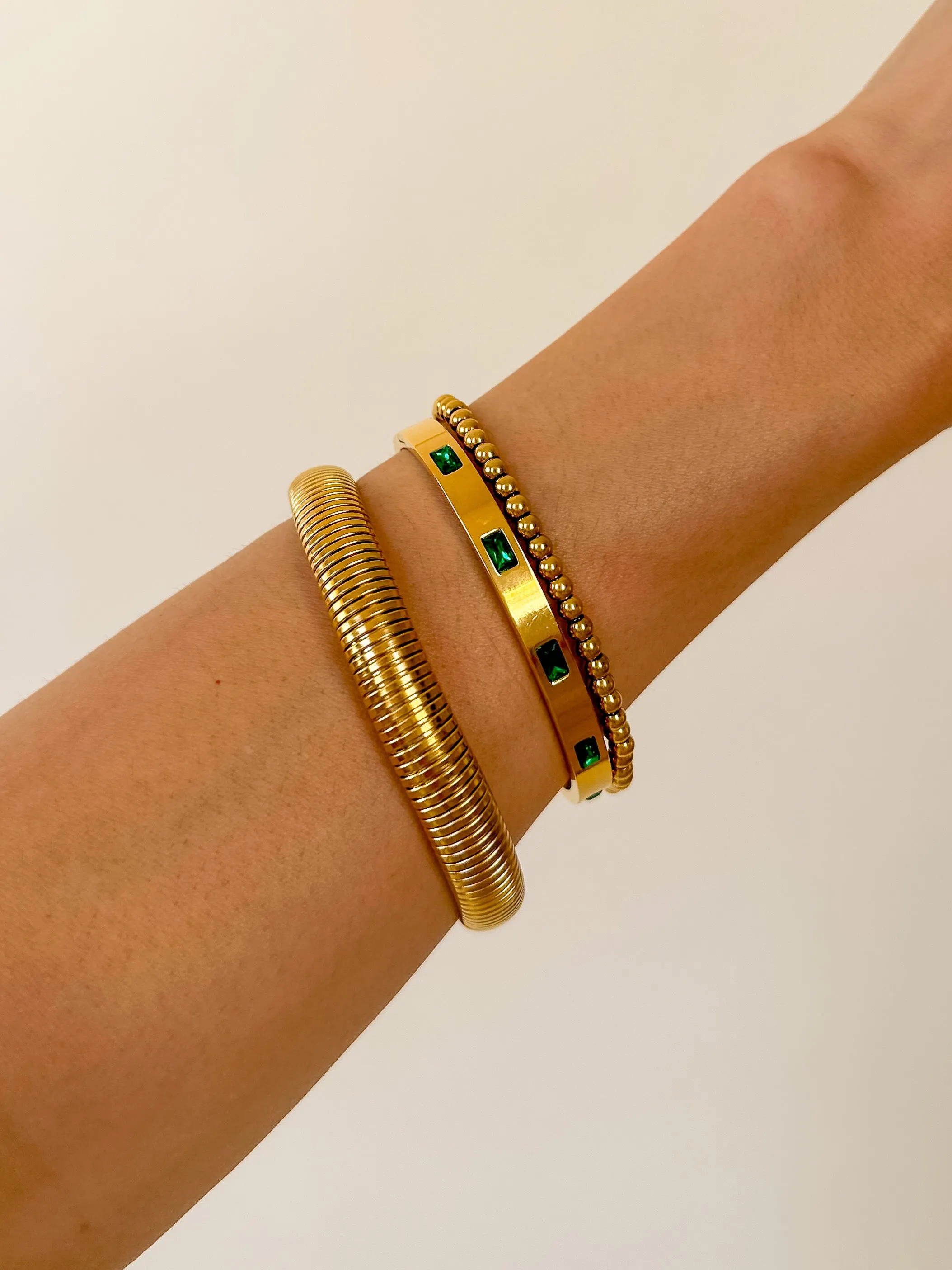 Gold Plated Ribbed Bangle