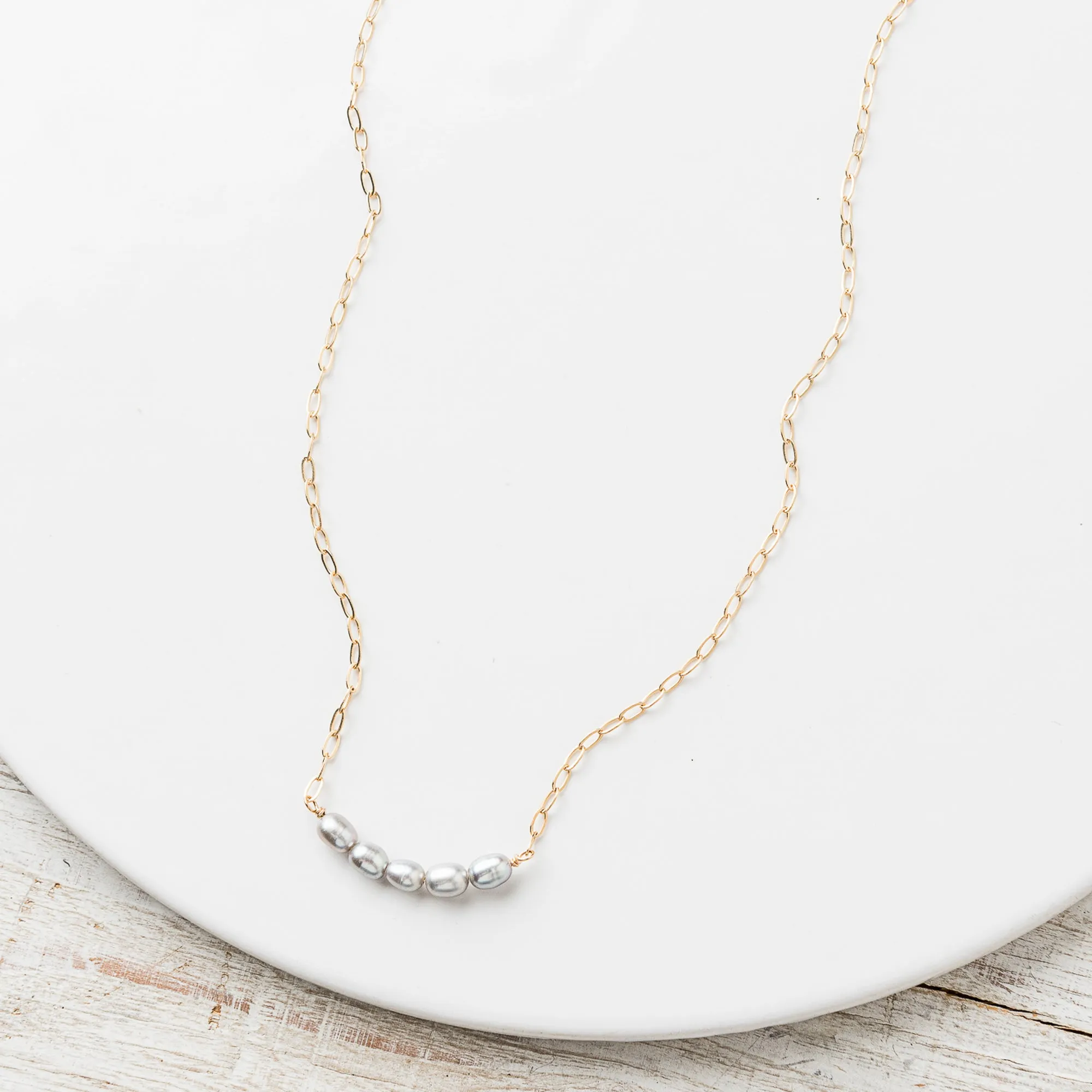 Gray Pearl Arch Necklace on Drawn Cable Chain