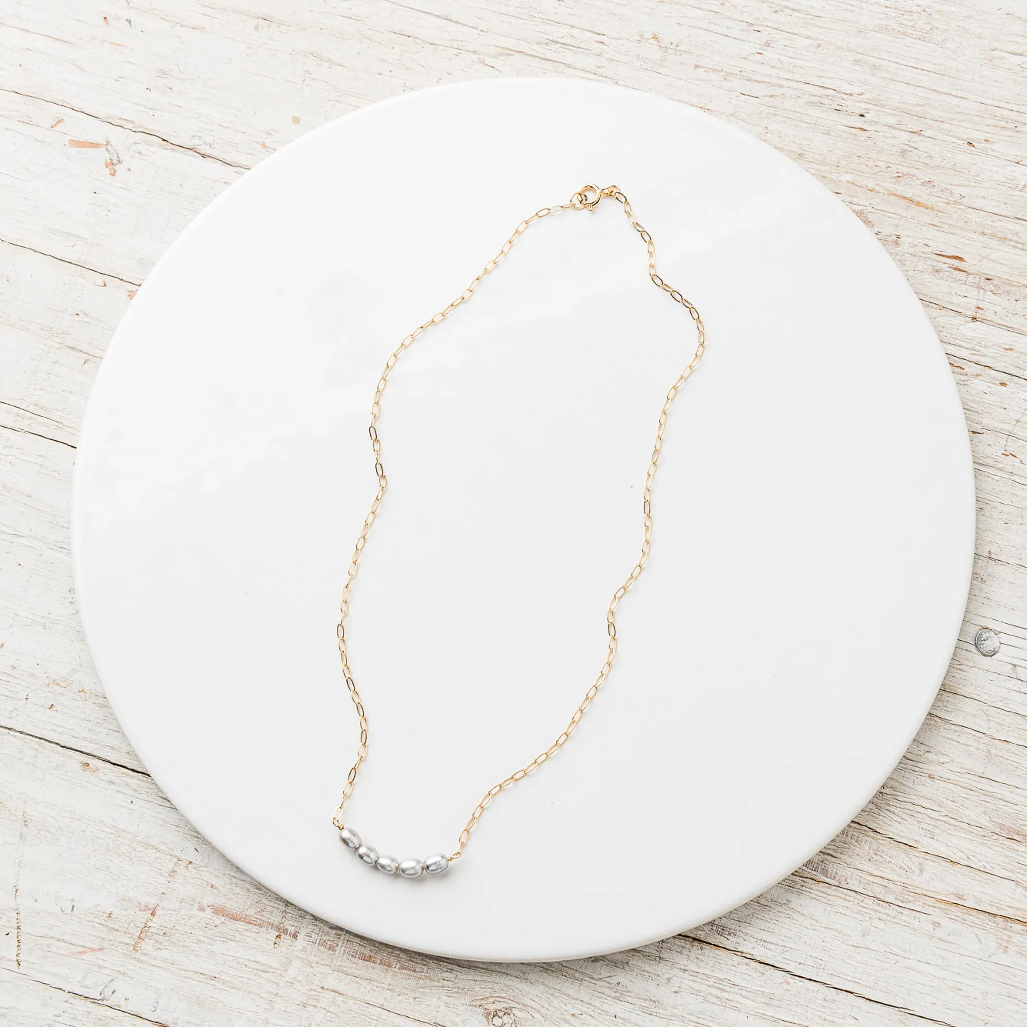 Gray Pearl Arch Necklace on Drawn Cable Chain