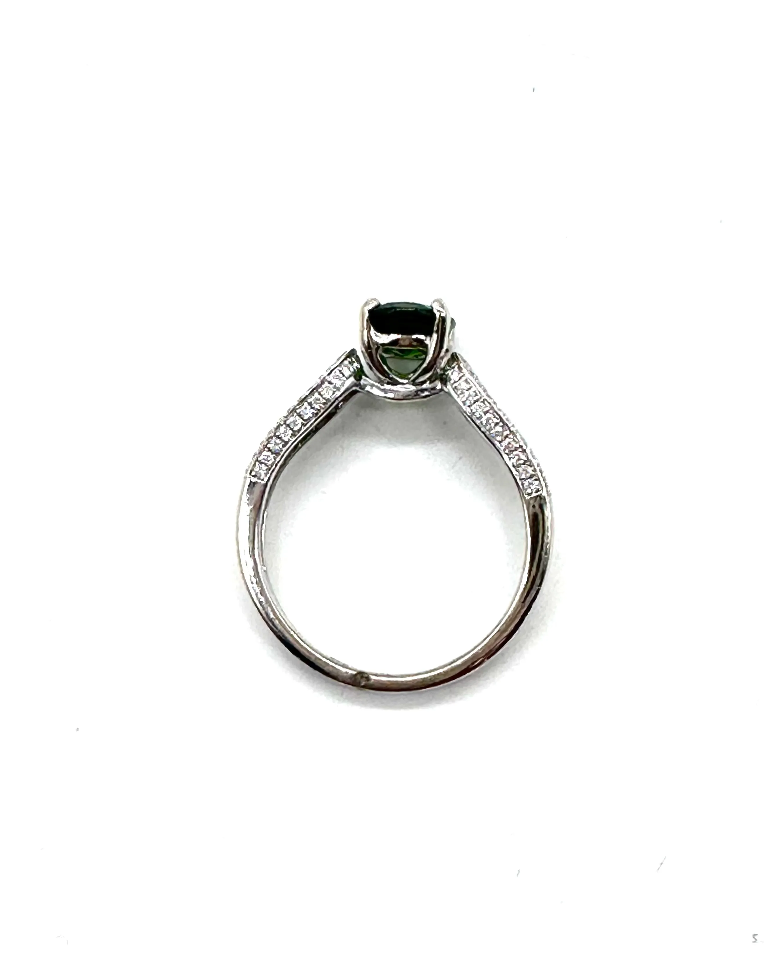 Green tourmaline and diamond ring