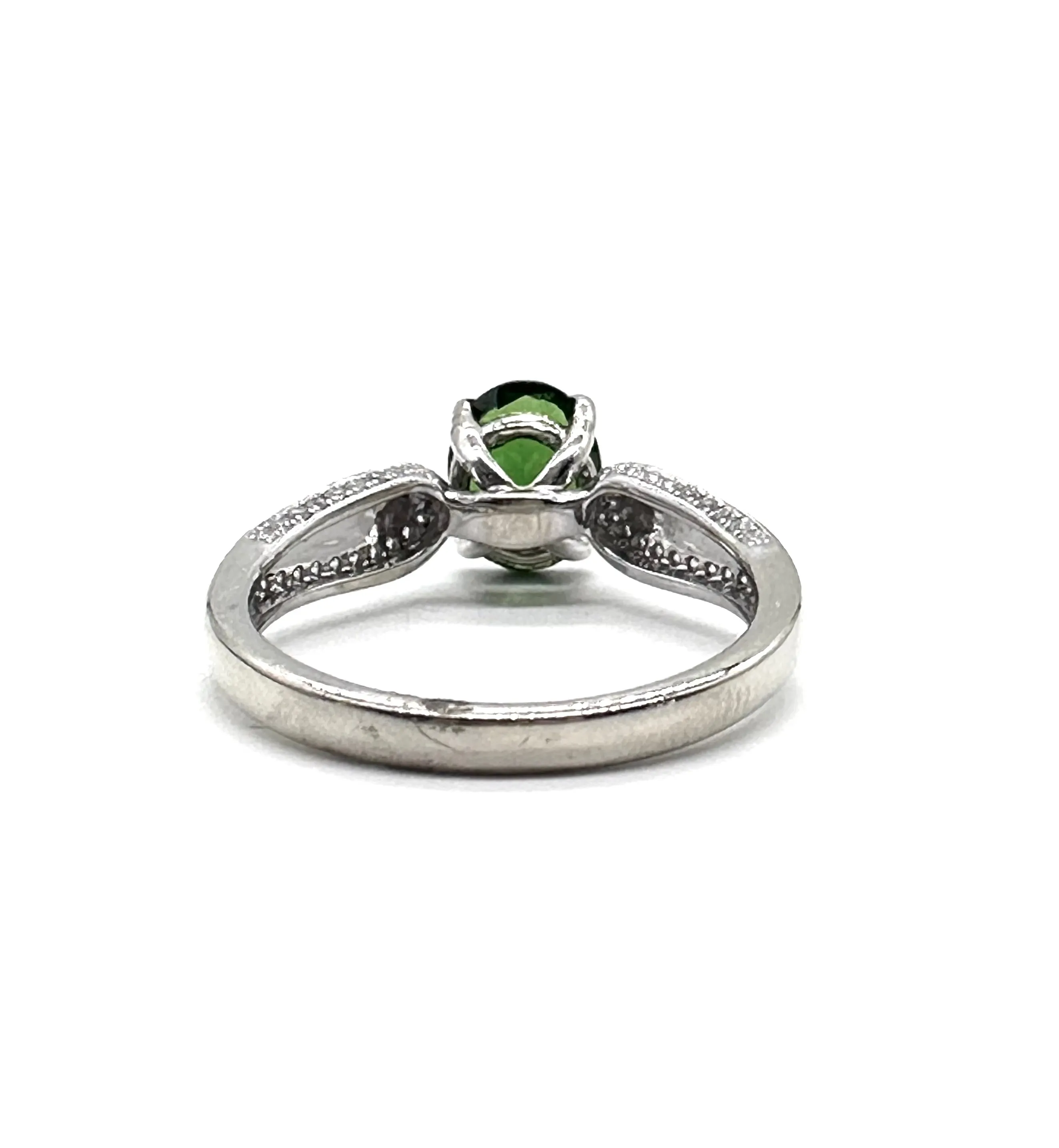 Green tourmaline and diamond ring