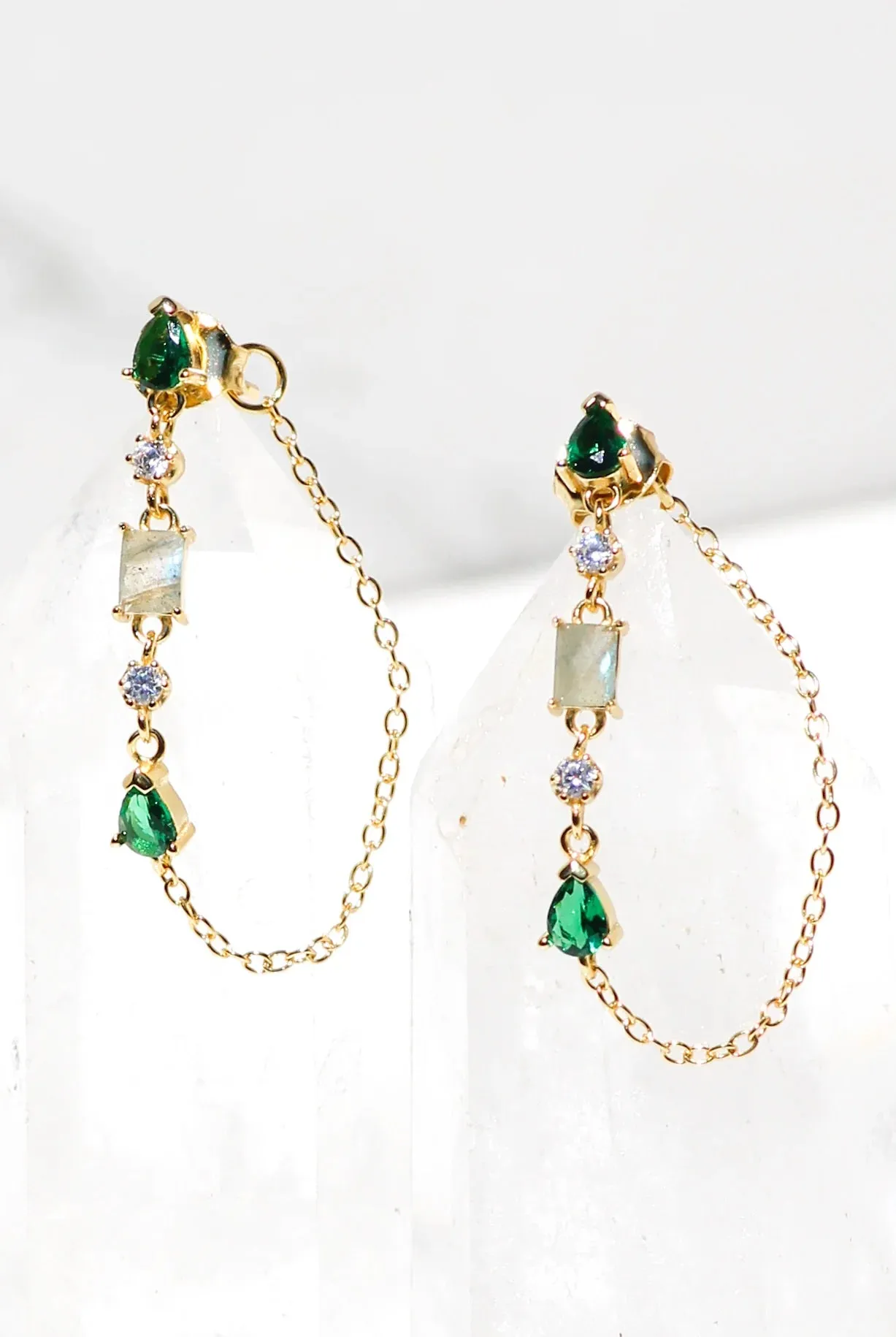 Native Gem Droplet Earrings 14kgv - Emerald CZ & Labradorite