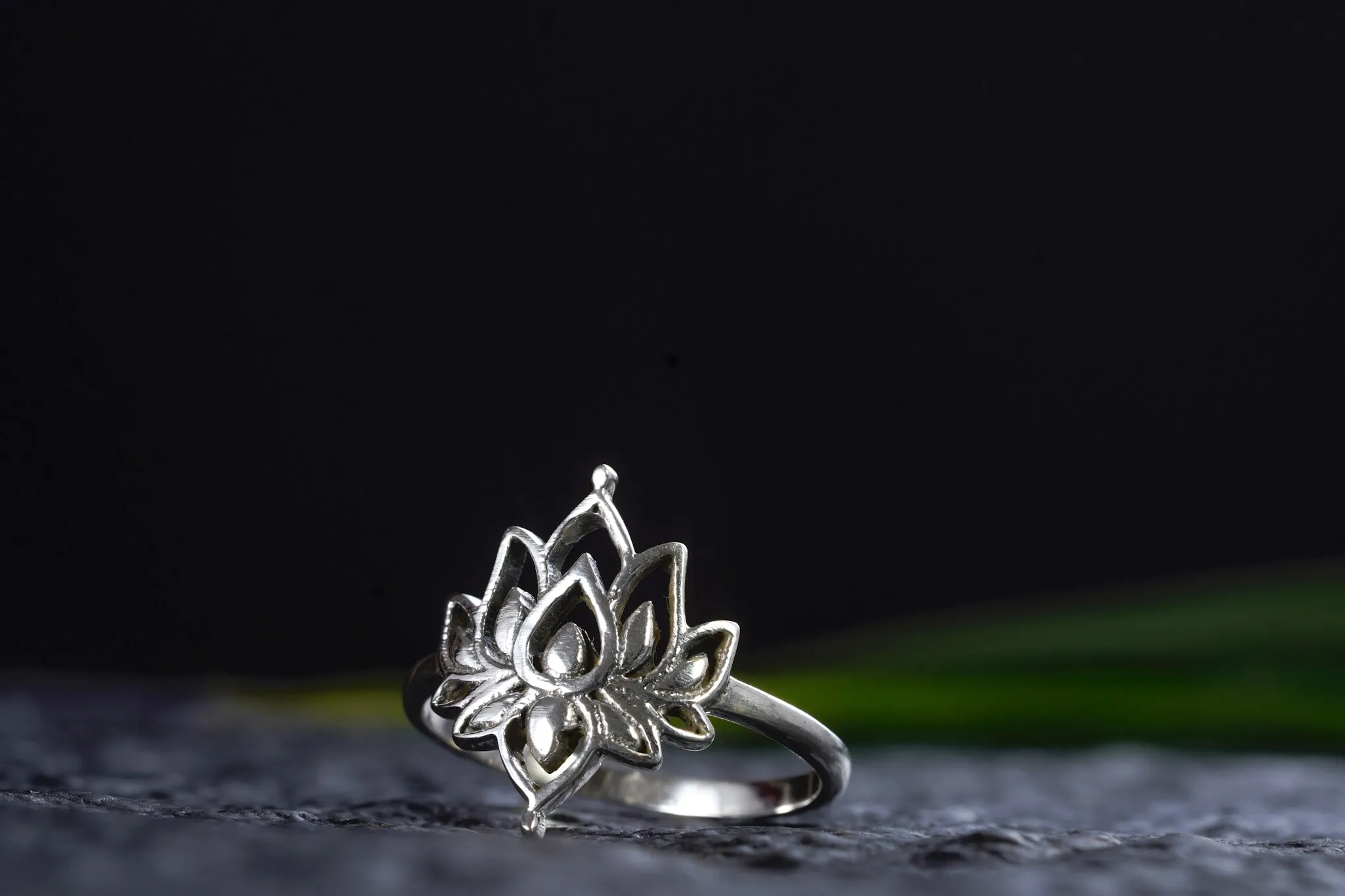 Ring ~ LOTUS ~