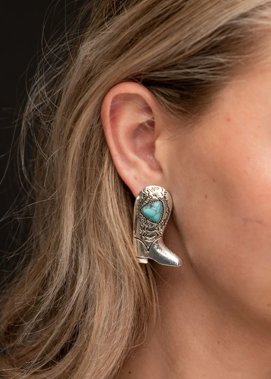 Rowdy boot earring