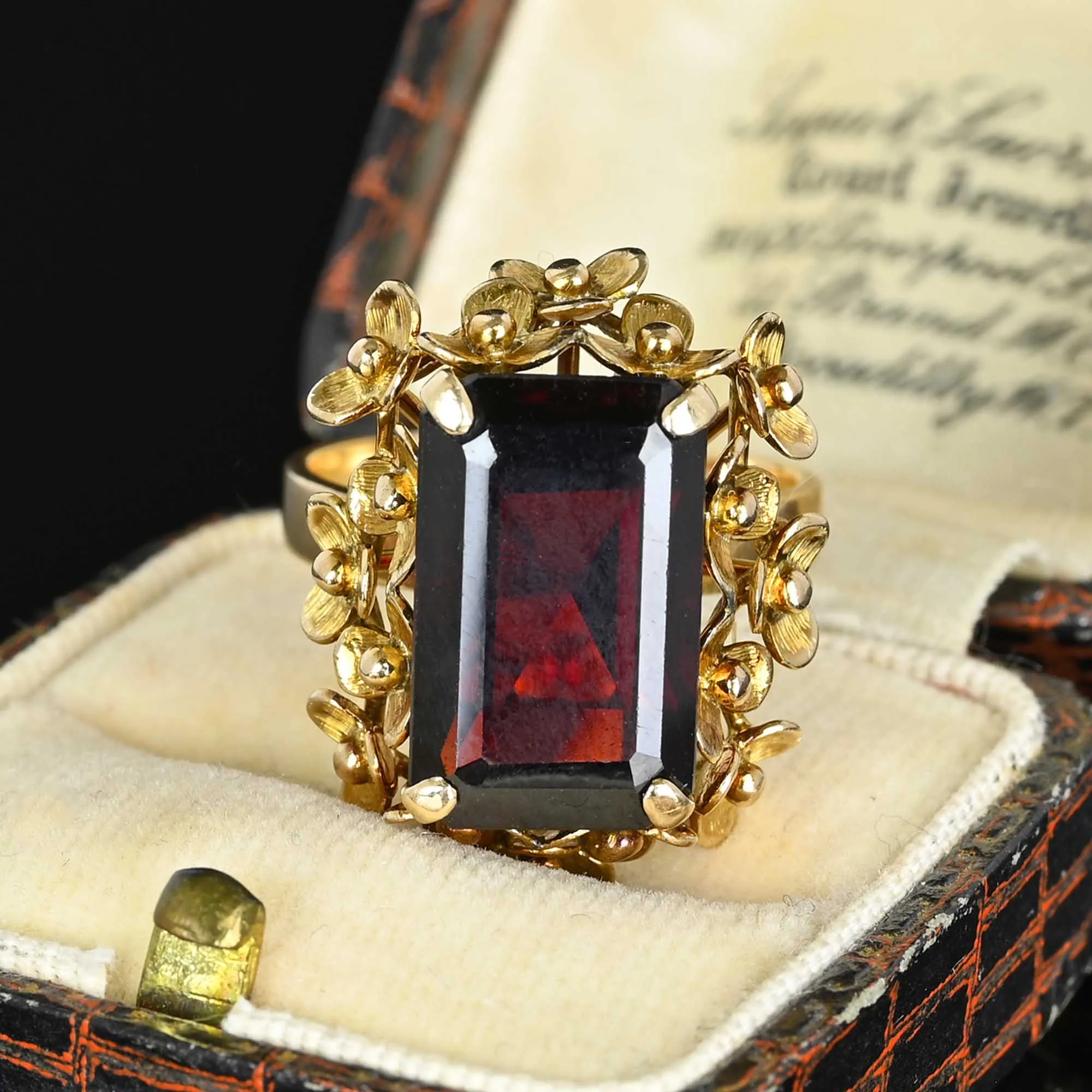 Vintage Flower Cluster Garnet Ring in 14K Gold