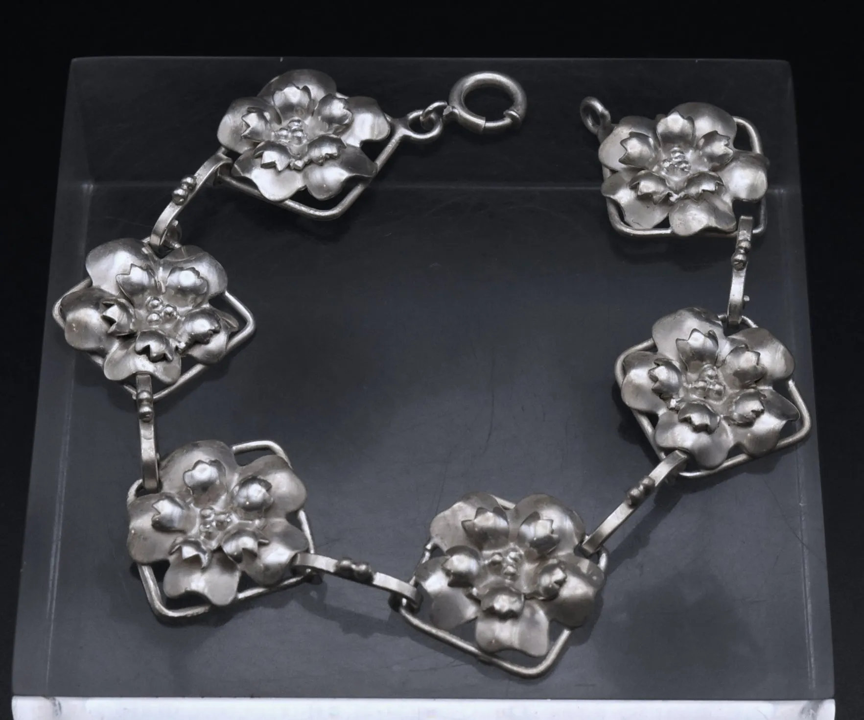 Vintage Handmade Sterling Silver Floral Bracelet - 7"